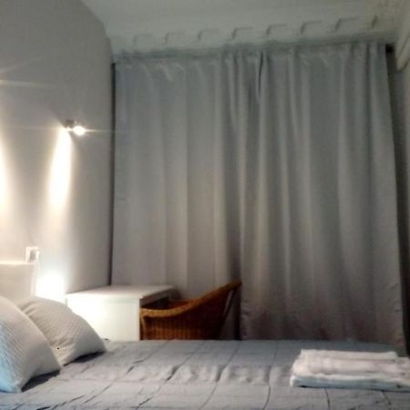 Hostal Trevinca Madrid Eksteriør billede