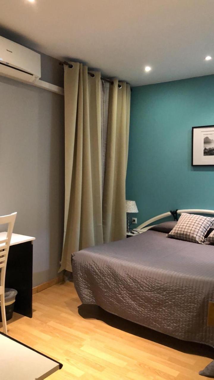 Hostal Trevinca Madrid Eksteriør billede